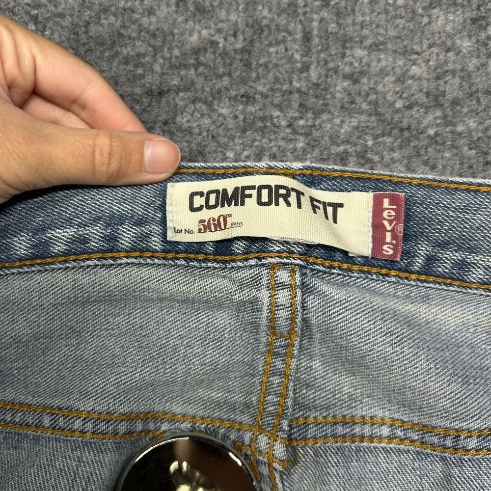 Levi's 560 Comfort Fit Jeans Men Blue Denim Zip Fly Straight Leg Classic - 34X32